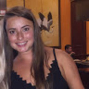 Meet your Posher, Chloe